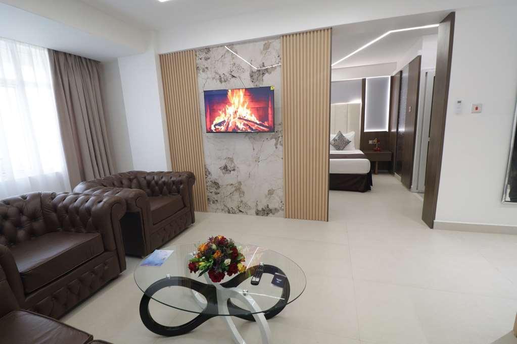 Hotel Sapphire Mombassa Kamer foto