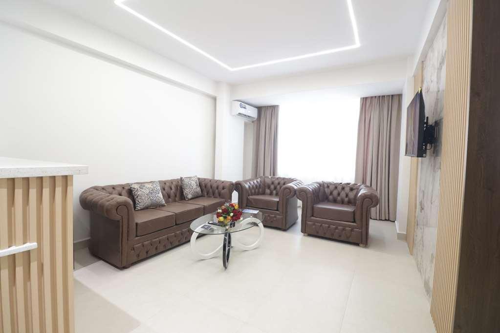 Hotel Sapphire Mombassa Kamer foto